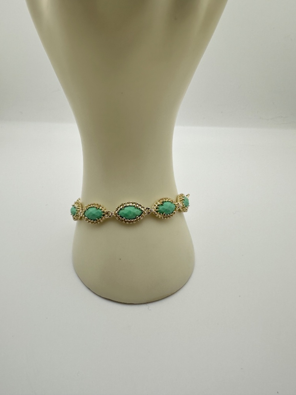 Kendra Scott Jana Gold Link Bracelet in Teal Magnesite - Picture 3 of 10